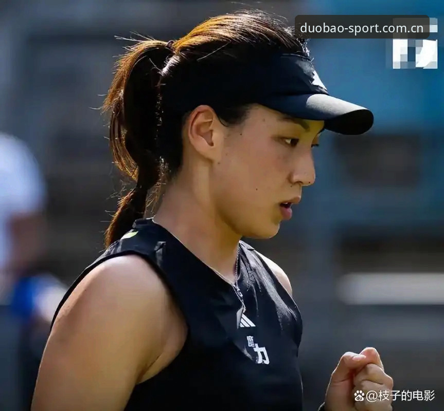 多宝体育官方入口 揭秘2026法网女单抽签:中国金花郑钦文背水一战,王欣瑜能否扛起大旗?